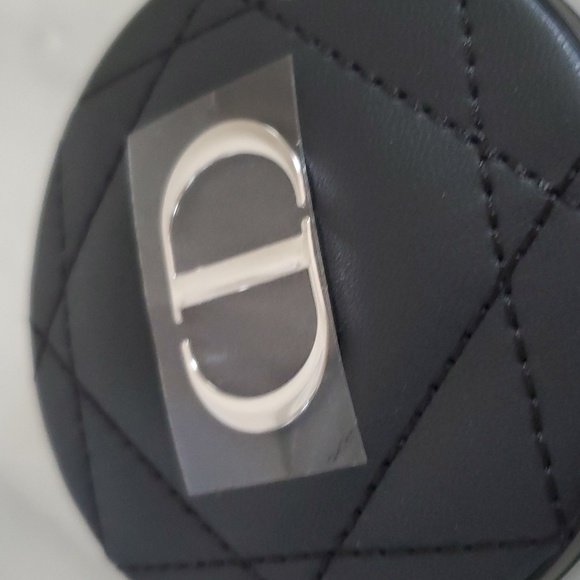 New in box never used DIOR mirror black compact mirror w/ CD logo quilted design - Picture 3 of 3